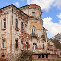 Началась реставрация главного дома усадьбы Михайловское