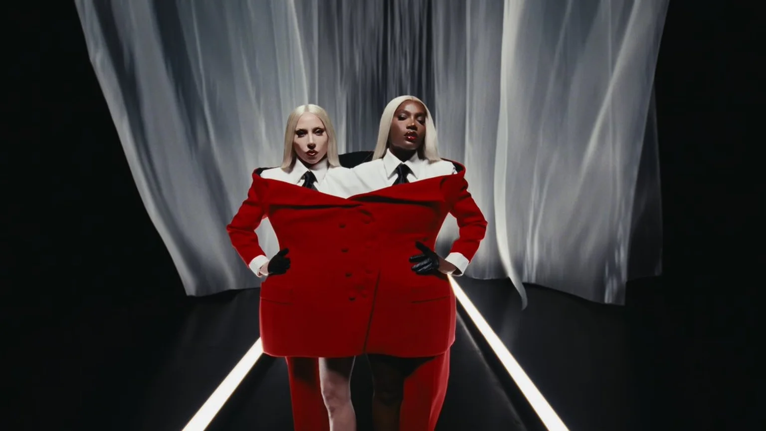 Lady Gaga, Doechii - RUNWAY