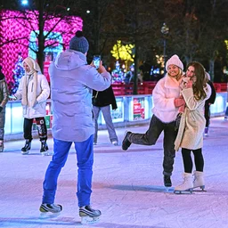 Москва расширяет лед: новые катки появятся в «Лужниках», «Коломенском», на ВДНХ и у Северного речного вокзала