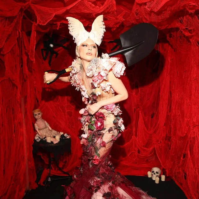 В тени своих хитов: песни, которые Леди Гага написала для других звёзд