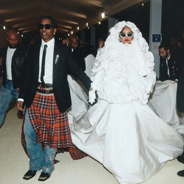 Доверие вместо подписей: почему Рианна отказывается от брачного контракта